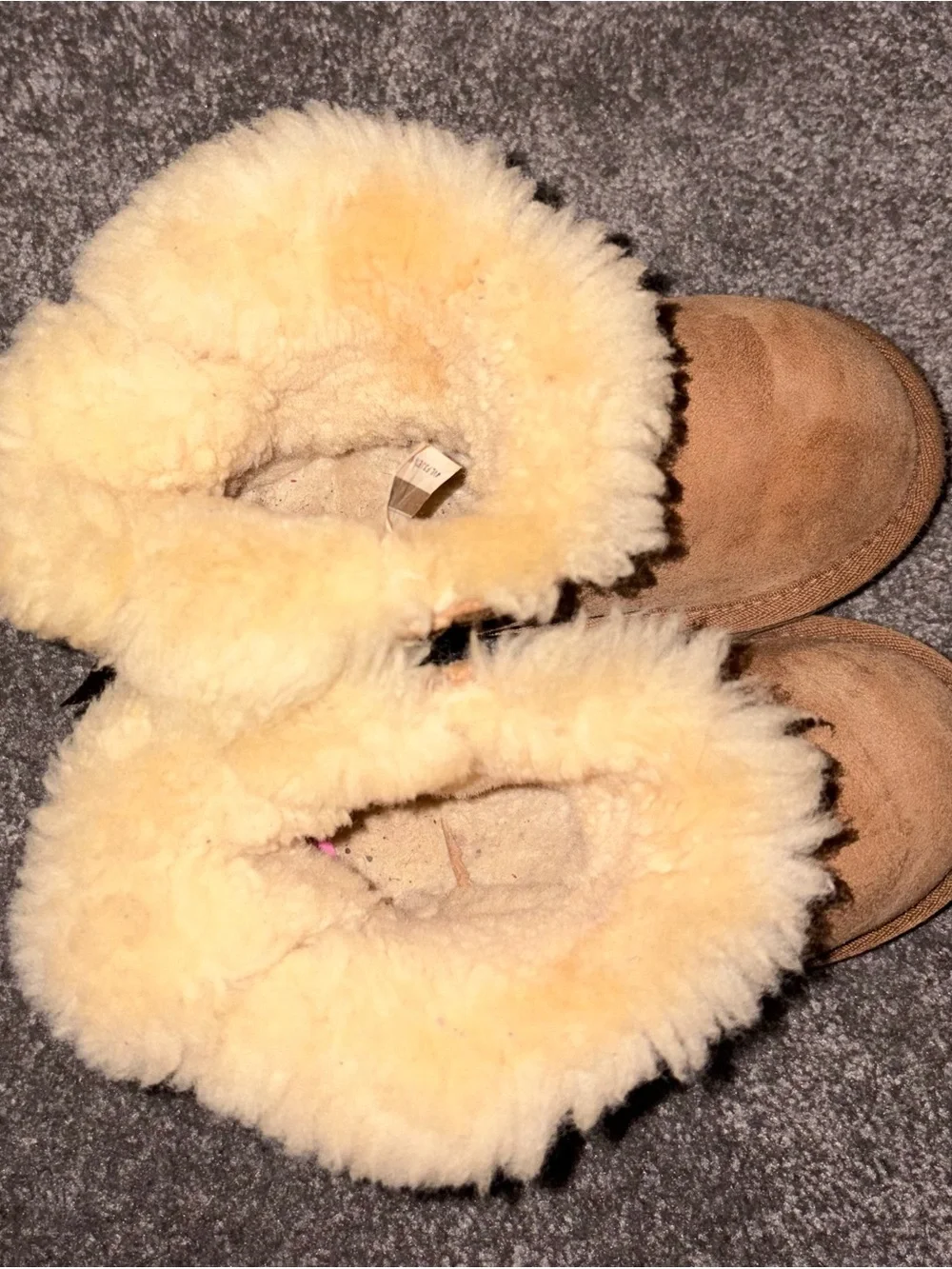 UGG Toddler / Kids Jesse Bow II Suede Boots Chestnut Size 11T